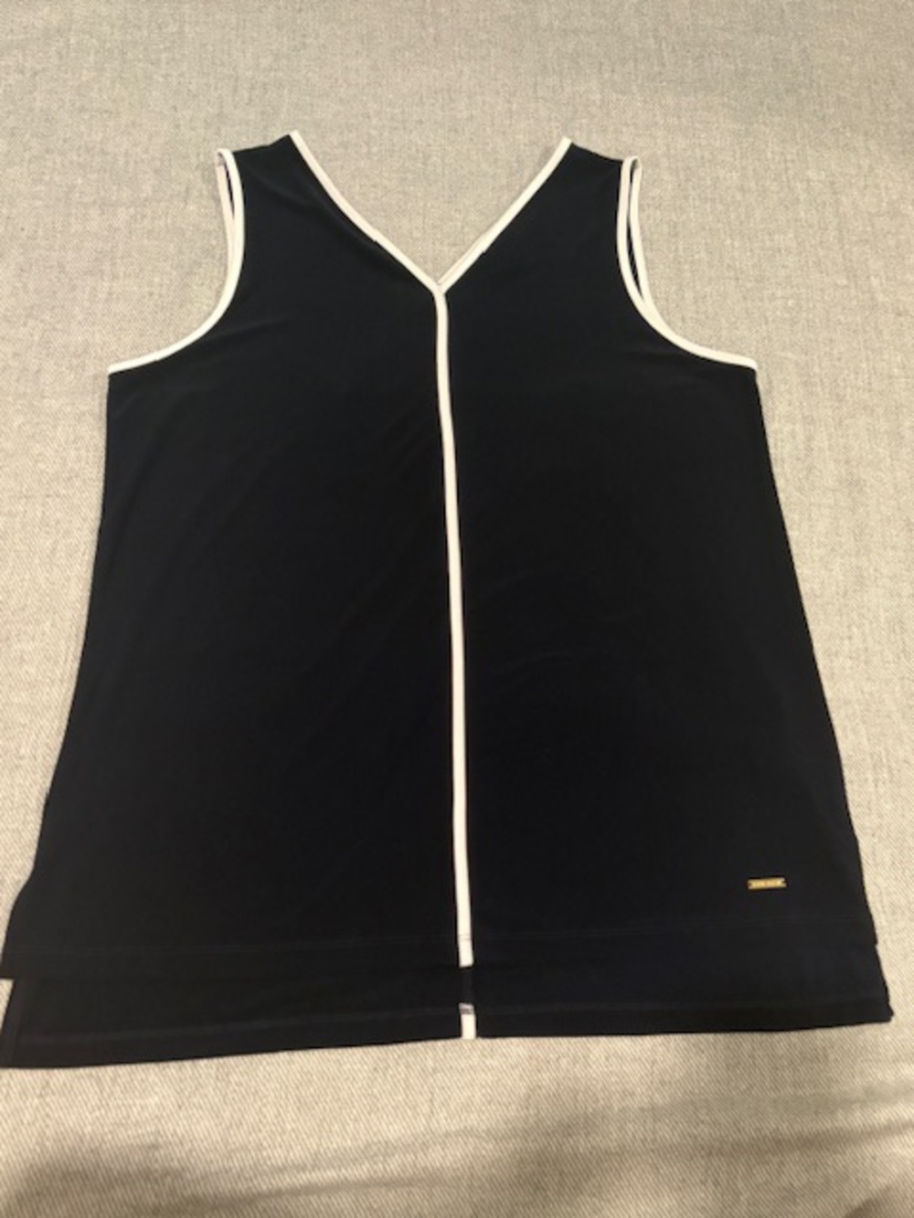 Anne Klein Black Sleeveless V-Neck Tank with White Trim